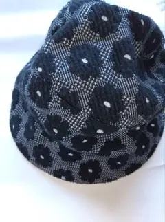 花柄 バケットハット 黒と白