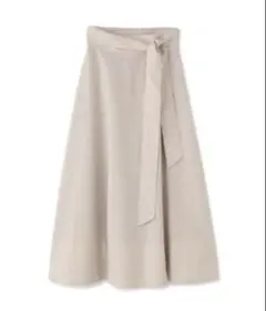 ベージュ フレアスカート リボン付き