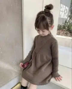 韓国子供服 タートルネック ニット ワンピース ブラウン 90.100のサムネイル
