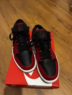 NIKE Air Jordan 1 Low Gym Red Black 28cmのサムネイル