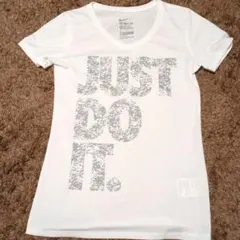 Nike DRI-FIT 半袖Tシャツ Sサイズ ホワイト レディース Ｖネック