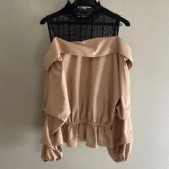 【SUREVE】レース切替 オフショル風 レイヤードブラウス ベージュ
