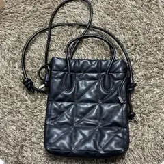 ニコアンド　オリジナル2way巾着ショルダーバッグ　黒キルト