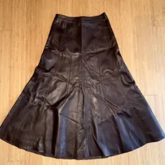 バナナパブリック レザースカート