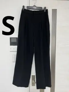 タックワイドパンツ ユニクロ