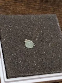 フォスフォフィライト 原石 鉱物標本