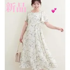新品タグ付き✿ 【canami】両サイドプリーツフレアスリーブワンピース 花柄