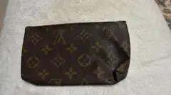 LOUIS VUITTON モノグラム ポーチ