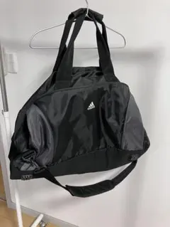 adidas ブラック ダッフルバッグ