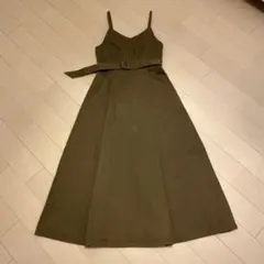 デニムワンピース　カーキ　ウエストマーク