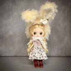 Item thumbnail for item 3d3e2165-f51d-4e80-b330-8a0a44307ed8