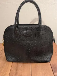 オーストリッチ風 黒 ハンドバッグ