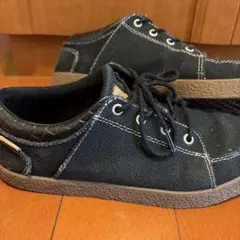 VANS OFF THE WALL ブラックスニーカー