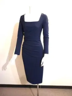 最新リナシメントの定番大人気！サイドシャーリング”タイトストレッチワンピ！紺XS