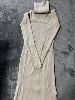 リブニット タイトワンピース