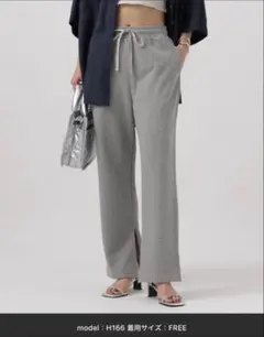 ベイフロー　スリット入り スウェットパンツ