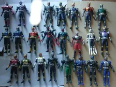 仮面ライダー HGシリーズ フィギュア 50体セット アギト クウガ まとめ売り 仮面ライダー HGシリーズ フィギュア 50体セット アギト クウガ まとめ