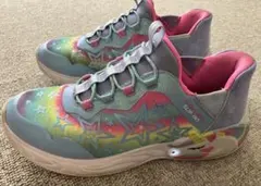 光るスニーカー スケッチャーズ 23cm