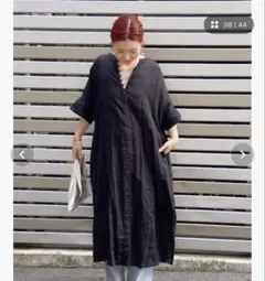 美品 ウィムガゼット ラミーシャツワンピース ブラック ロング丈