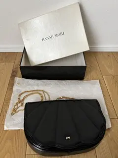 【HANAE MORI 】ハナエモリ シェル型 クラッチバッグ