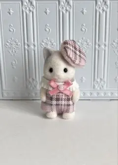 シルバニアファミリー　赤ちゃんロンパース　タータンチェックピンク　ベレー帽セット