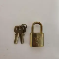 ルイヴィトン　美品　パドロック鍵2個南京錠
