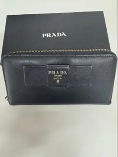 PRADA サフィアーノ　財布　長財布　リボン　ラウンドファスナー　黒　ブラック