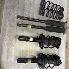 21クラウンマジェスタ gws214 純正サスペンション - メルカリ