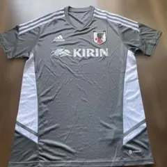 ラスト1枚！L サッカー日本代表 トレーニングシャツ KIRIN入り - メルカリ