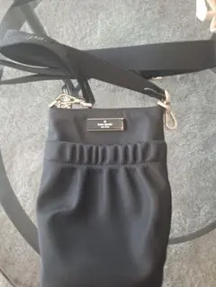 kate spade スマホショルダーバッグ ブラックのサムネイル