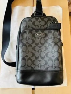 COACH ボディバッグ ブラック