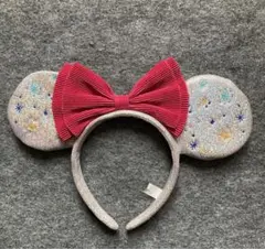 ディズニー　カチューシャ　クリスマス 25周年　白赤　雪の結晶　ミニー　リボン