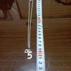 数字5 ストーン付き ネックレス