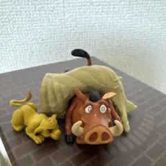 ライオンキング 　シンバ　ティモン　プンバァ　フィギュアセット