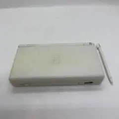 Nintendo DS Lite ホワイト 本体+ソフト・ポーチ