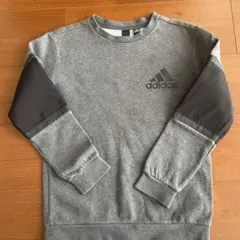 adidas グレー トレーナー J140