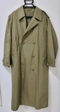 美品　ユニクロ　オーバートレンチコート　タグ付き
