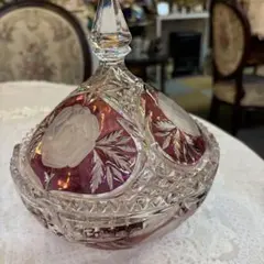 クリスタルガラス 蓋付きボウル 赤色