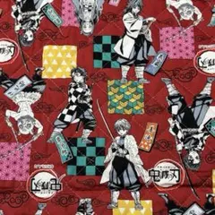 鬼滅の刃 キルティング生地 赤系　 約107㎝×50㎝キャラクター柄