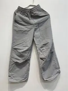 【GU ナイロンワイドパンツ】