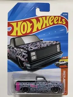 ホットウィール　83 シェビー　シルバラード　BLACKWIDOW ブリ割れ②