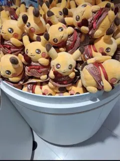 ぬいぐるみ Pikachu's Sweet Delivery ピカチュウ
