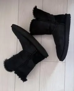 UGG ムートンブーツ　US6 ★23.5㎝　黒