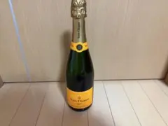 ヴーヴクリコ　750ml Veuve Clicquotのサムネイル