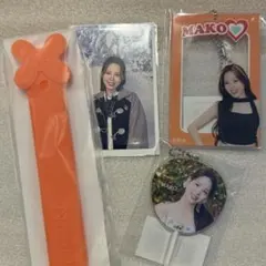 NiziU オンラインくじ マコ　トレカ うちわカバー