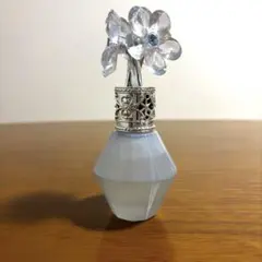 ジルスチュアート　クリスタルブルーム　サムシングピュアブルー　オードパルファン