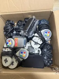 ゲームコントローラーセット　ジャンク品のサムネイル
