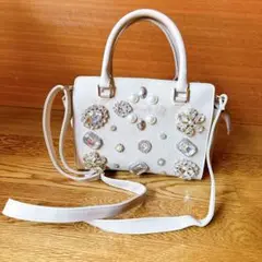 Cindi Benbi Crea ビジュー ショルダーバッグ アイボリー