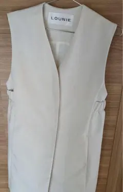 2025年最新】LOUNIE ベスト・ジレ・ビスチェの人気アイテム - メルカリ