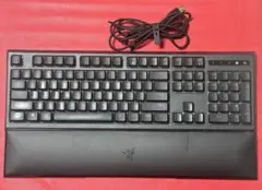 Razer Ornata 有線ゲーミングキーボード（リストレスト付）